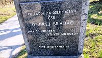 nápis na pamätnej doske