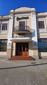 vchod do budovy