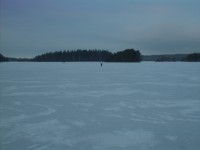 Zamrznuté jazero