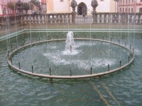 Kadaň - fontána na Mírovém náměstí