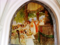 bočná malba pri vstupe - kňažná Ludmila ide v ústreti sv.Metodovi