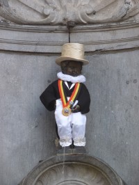 Belgicko - Brusel soška malého chlapca Manneken Pis