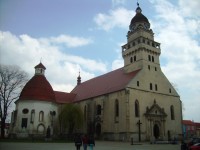 Skalica - Farský kostol sv.Michala Archaniela a karner sv.Anny