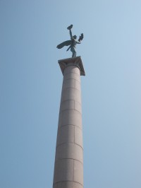 obelisk a socha