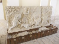 relief z bývalej hájenky