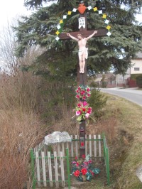 kríž na kraji obce