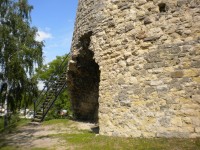 Spodek věže Putna.