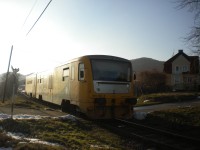 vlak v Dobkovičkách