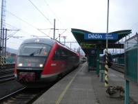 Motorová jednotka Desiro v barvách Deutsche Bahn (DB).