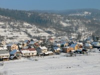 Zborov nad Bystricou - Droščákovci, Šlapkovci a Mičovia, v pozadí vpravo Jaseň