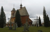 Dřevěný kostel Svaté Kateřiny v Ostravě - Hrabové - pohled ze zahrady