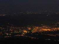 Pohled z Lysé hory na noční Frýdlant nad Ostravicí