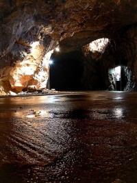 Jeskyně Výpustek