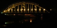 Noční pohled na " Darkovský" most z břehu řeky Olše