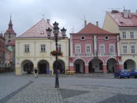 Jičín - domy na Valdštejnově náměstí