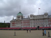 budova Horse Guards s přehlídkovou plochou
