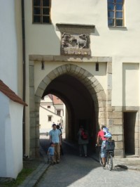 Pardubice-vstupní brána do zámeckého areálu-Foto:Ulrych Mir.