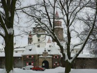 Bouzov-zimní pohled na hrad z parku-Foto- Jiří Furo.JPG