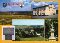 Rýžoviště-pohlednice-celkový pohled na Rýžoviště, "Laffayetův dům" a barokní socha Immaculaty na náměstí
