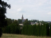 Dvorce-celkový pohled od hřbitova-Foto:Ulrych Mir.