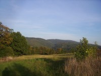 Údolí nad Hlubočkama s vrchy Brána(636 m) a Strážná(625 m) a Hlubockým žlebem-Foto:Ulrych Mir.