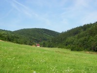 Hlubočky-ves-údolí Trnavy s chatovištěm Nepřívazská-Foto:Ulrych Mir.