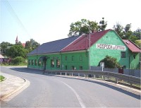 Hlubočky-ves-hostinec U Ervina u železniční zastávky-Foto:Ulrych Mir.