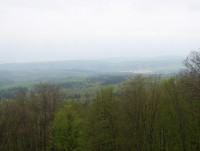 Mariánské Údolí a Svatý Kopeček z Bílého kamene-počasí vždy nepřeje-Foto:Ulrych Mir.