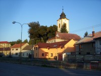 Velká Bystřice-kostel od ZŠ-Foto:Ulrych Mir.