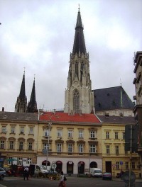 Olomouc-dóm sv.Václava od Kosinovi ulice-Foto:Ulrych Mir.