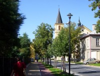 Olomouc-Holice-náves Svobody-kostel sv.Urbana a stará trafostanice-Foto:Ulrych Mir.