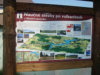 Roudno-informační deska Naučné stezky po vulkatitech v Nízkém Jeseníku