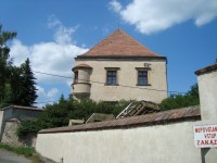 Unčovice-tvrz-Foto:Ulrych Mir.