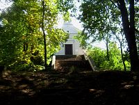 Mladá Vožice-vrch Hrad (505 m) s kaplí Nanebevzetí Panny Marie