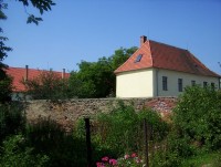 Ratibořské Hory-zámek-severní krátké křídlo od východu-Foto:Ulrych Mir.