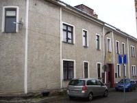 Hodolany-Bartošova ulice-dům s plastikou nad vchodem-Foto:Ulrych Mir.
