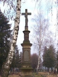 Hodolany-Lipenská ulice-kříž z r.1904 na novém hřbitově-Foto:Ulrych Mir.