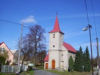 Hlubočky-Posluchov-náves s kaplí Nejsvětější Trojice z let 1891-92-Foto:Ulrych Mir.
