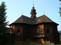 Velké Karlovice-dřevěný barokní kostel Panny Marie Sněžné z let 1752-54