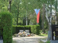 Neředín-Ústřední hřbitov-Vojenský hřbitov-památník obětem odboje v letech 1914-1918 a 1938-1945-Foto:Ulrych Mir.