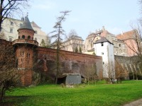 Olomouc-Bezručovy sady-hradby s Michalským výpadema vilou Promavesi-Foto:Ulrych Mir.