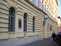 Olomouc-Žižkovo náměstí-Policejní velitelství s pamětními deskami-Foto:Ulrych Mir.