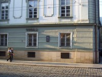 Olomouc-1.máje-bývalý Dům armády s pamětní deskou básníka a písničkáře Karla Kryla-Foto:Ulrych Mir.