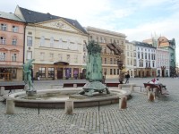 Olomouc-Horní náměstí-Ariónova kašna a Klíčová socha-Foto:Ulrych Mir.