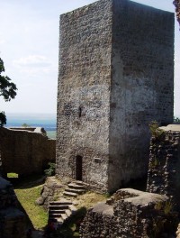 Choustník-hrad-věž v západní části hradu-Foto:Ulrych Mir.