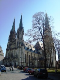 Olomouc-Václavské náměstí a olomoucký hrad s okolím
