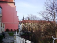 Olomouc-Bezručovy sady a Jezuitský konvikt z vily Primavesi-Foto:Ulrych Mir.