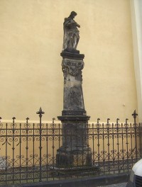 Olomouc-ulice Na Hradě-2.socha u kostela sv.Michala-Foto:Ulrych Mir.