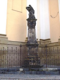 Olomouc-ulice Na Hradě-1.socha u kostela sv.Michala-Foto:Ulrych Mir.
