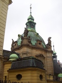Olomouc-kaple sv.Jana Sarkandra-kupole se sochami sv. Hedviky, sv.Klementa, sv.Pavlíny a sv.Ignáce-Foto:Ulrych Mir.